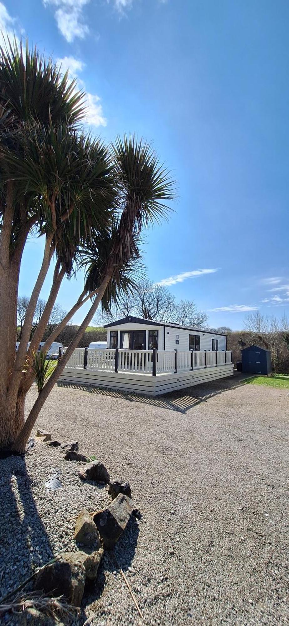 Sunset Retreat Caravan With Large Wrap Around Decking New Quay